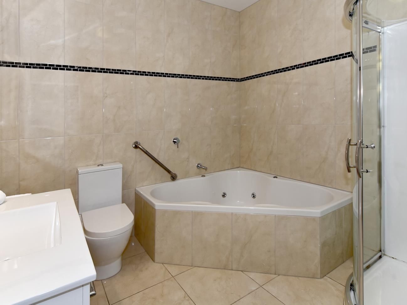 2-Bedroom Apartment for 5 People