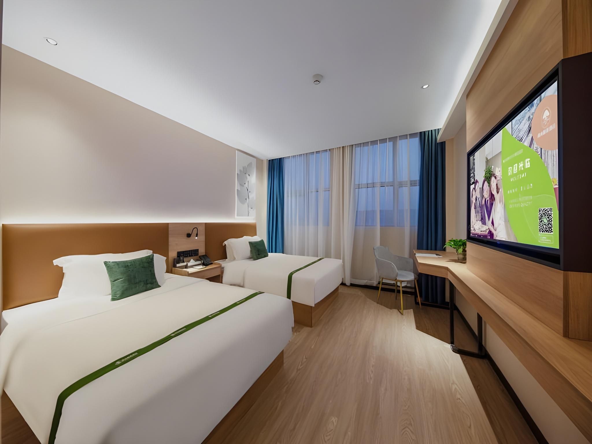 Green Tree Inn Jiaxing Haining Leather City Twin Deluxe Room