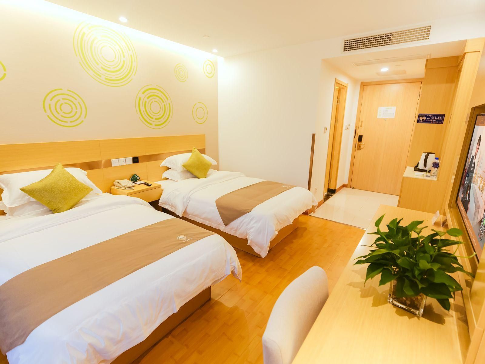 2 Bed Twin Superior Room