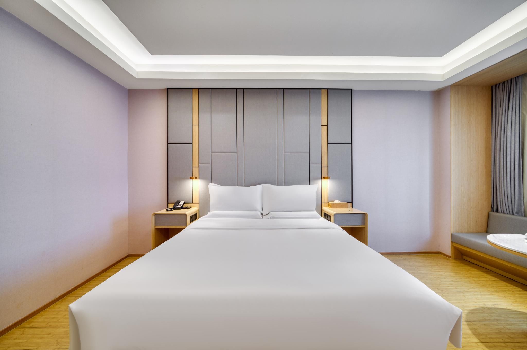 Business Queen Bed Room