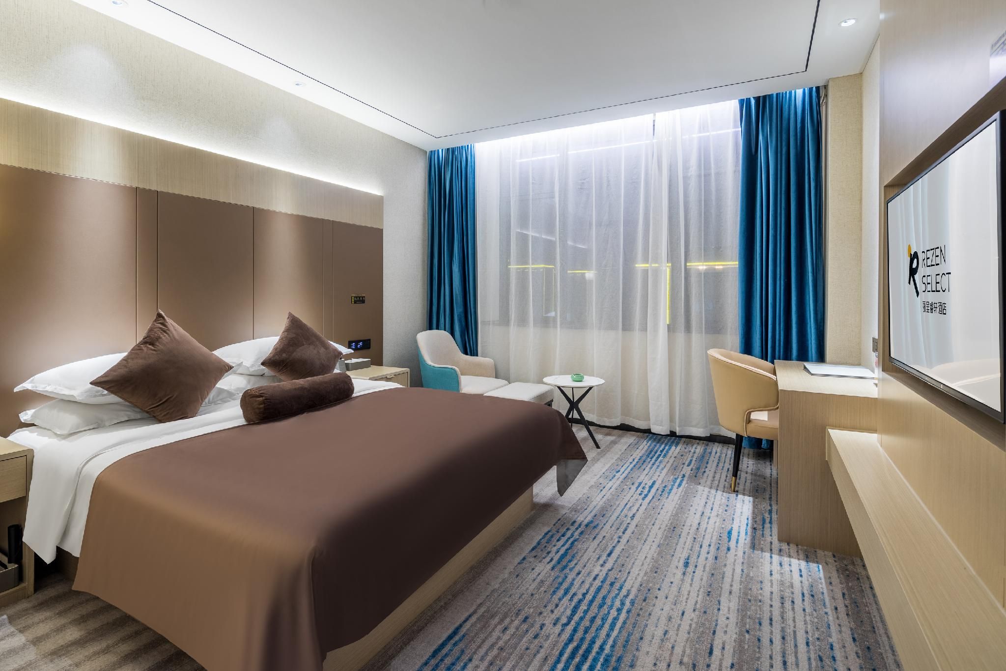 Rezen - Deluxe 1 Bed Room