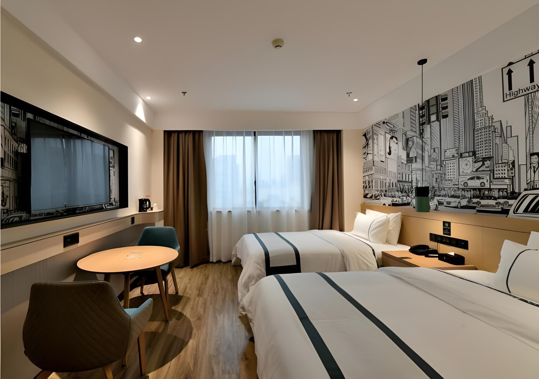 Dossen - City Family Room