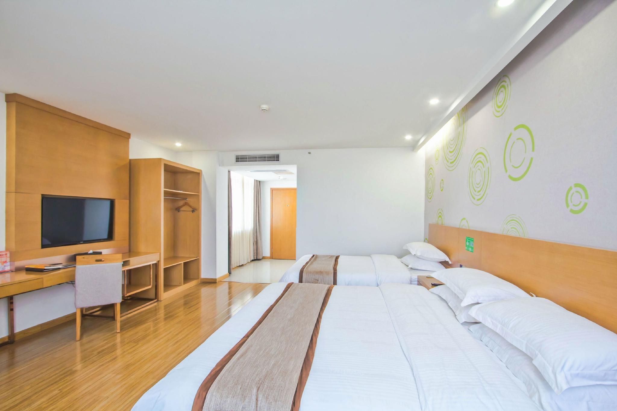 GTI - Guest Room, Chess
