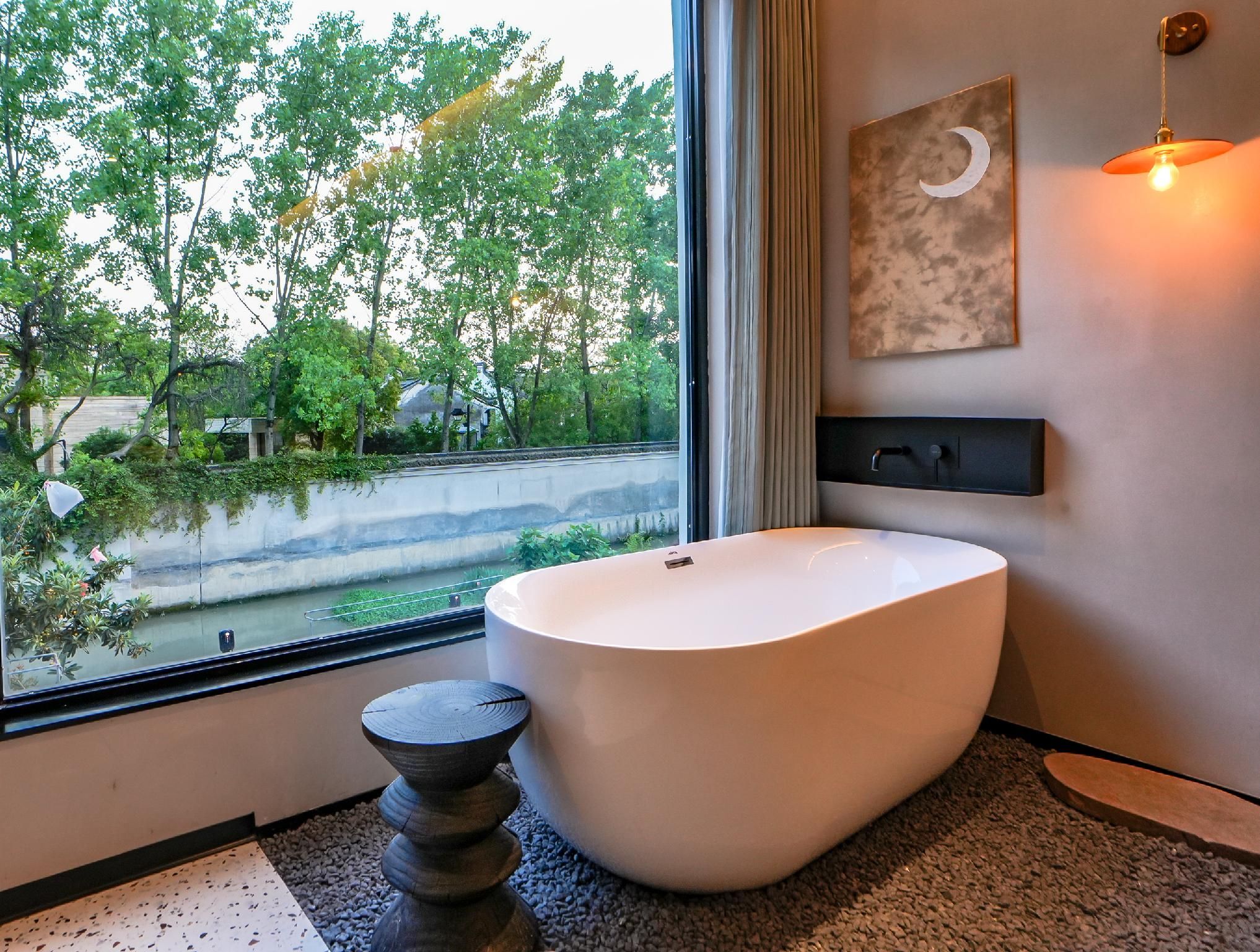 Double Queen Room