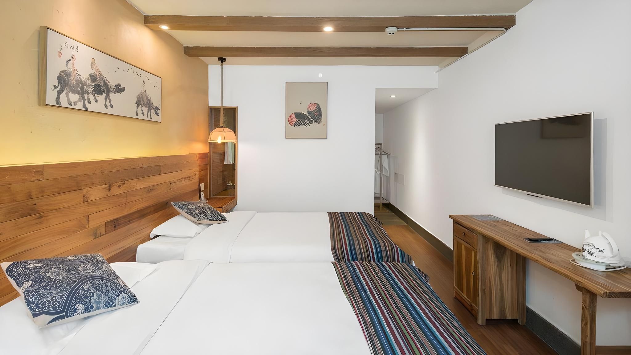 Standard Twin Room