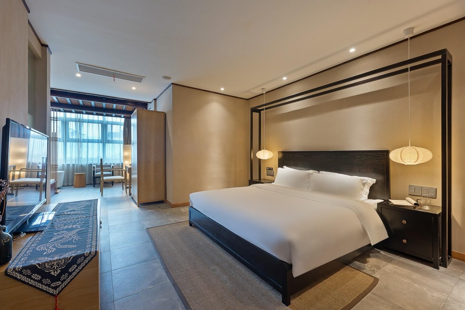 King Studio Suite