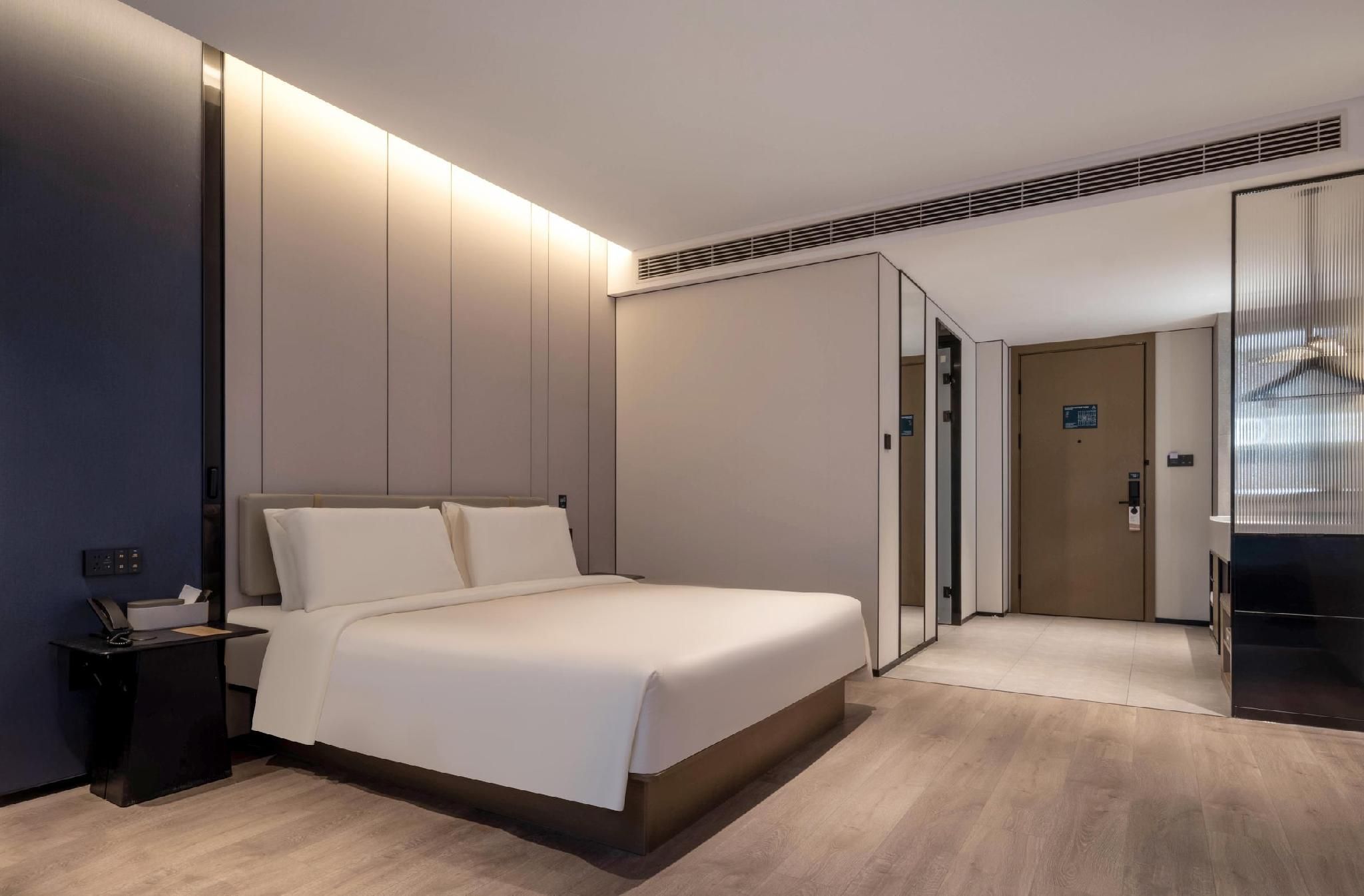 Atour - Elegant Room