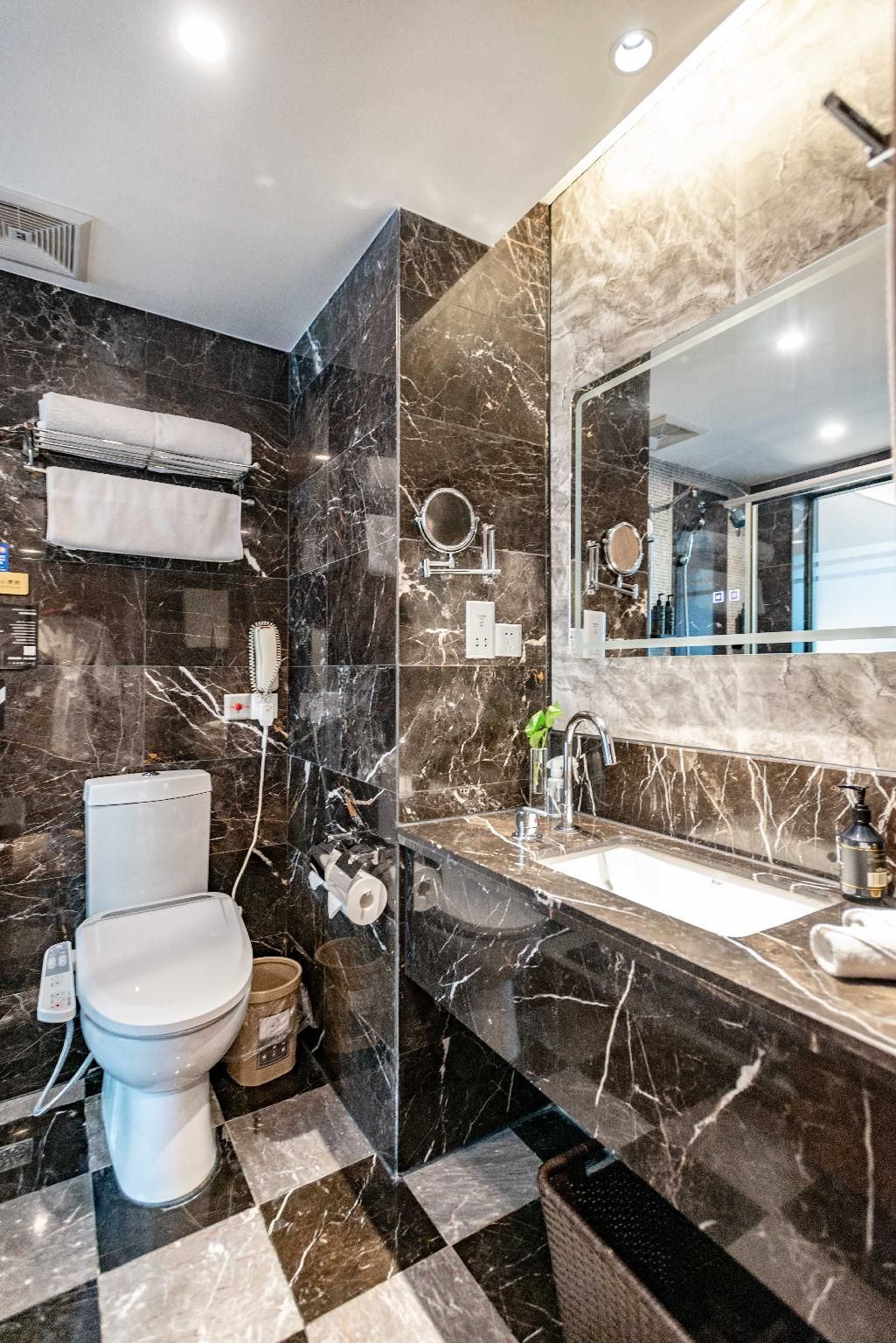Rezen - Executive 1 Bed Room