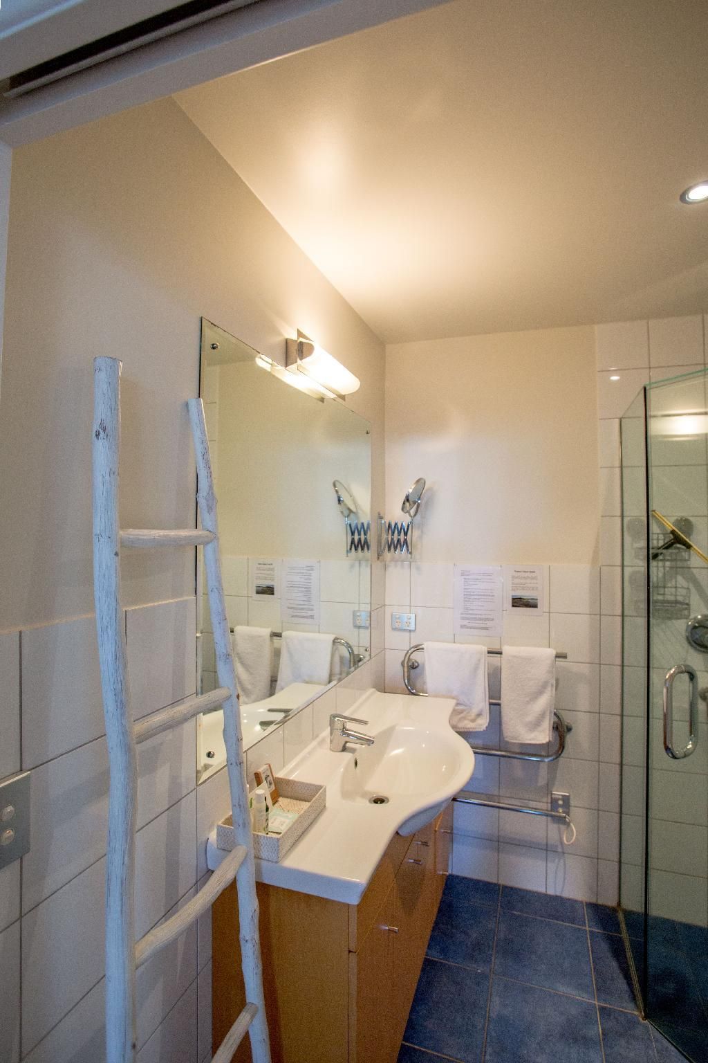 Superior Strand Apartments