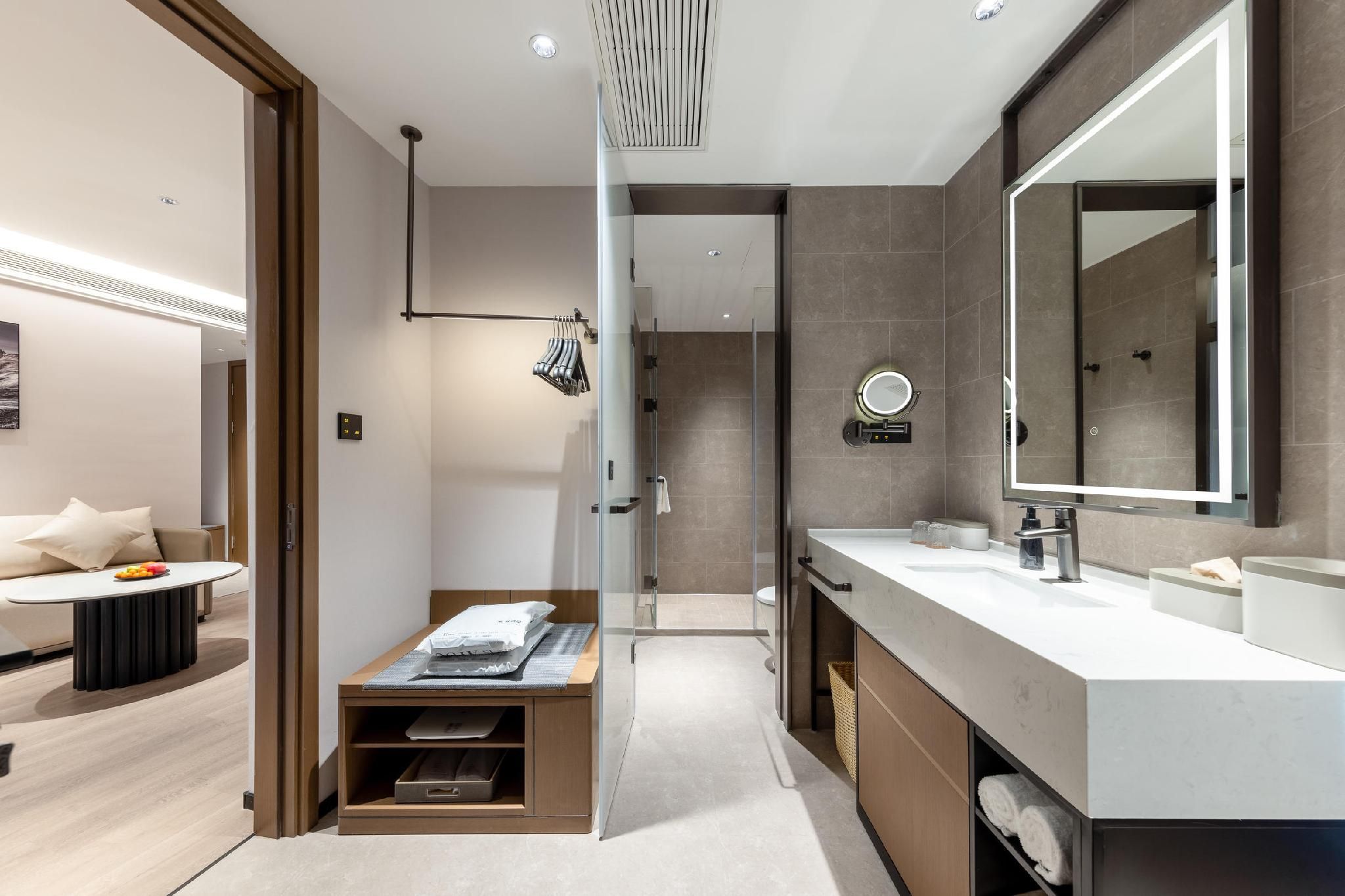 Premier Suites