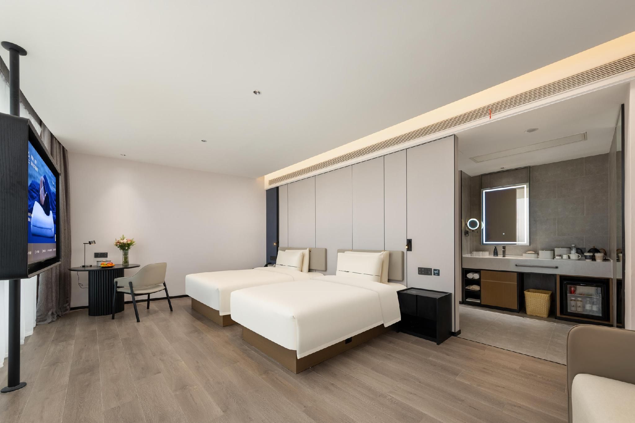 Atour - Premium Twin Room