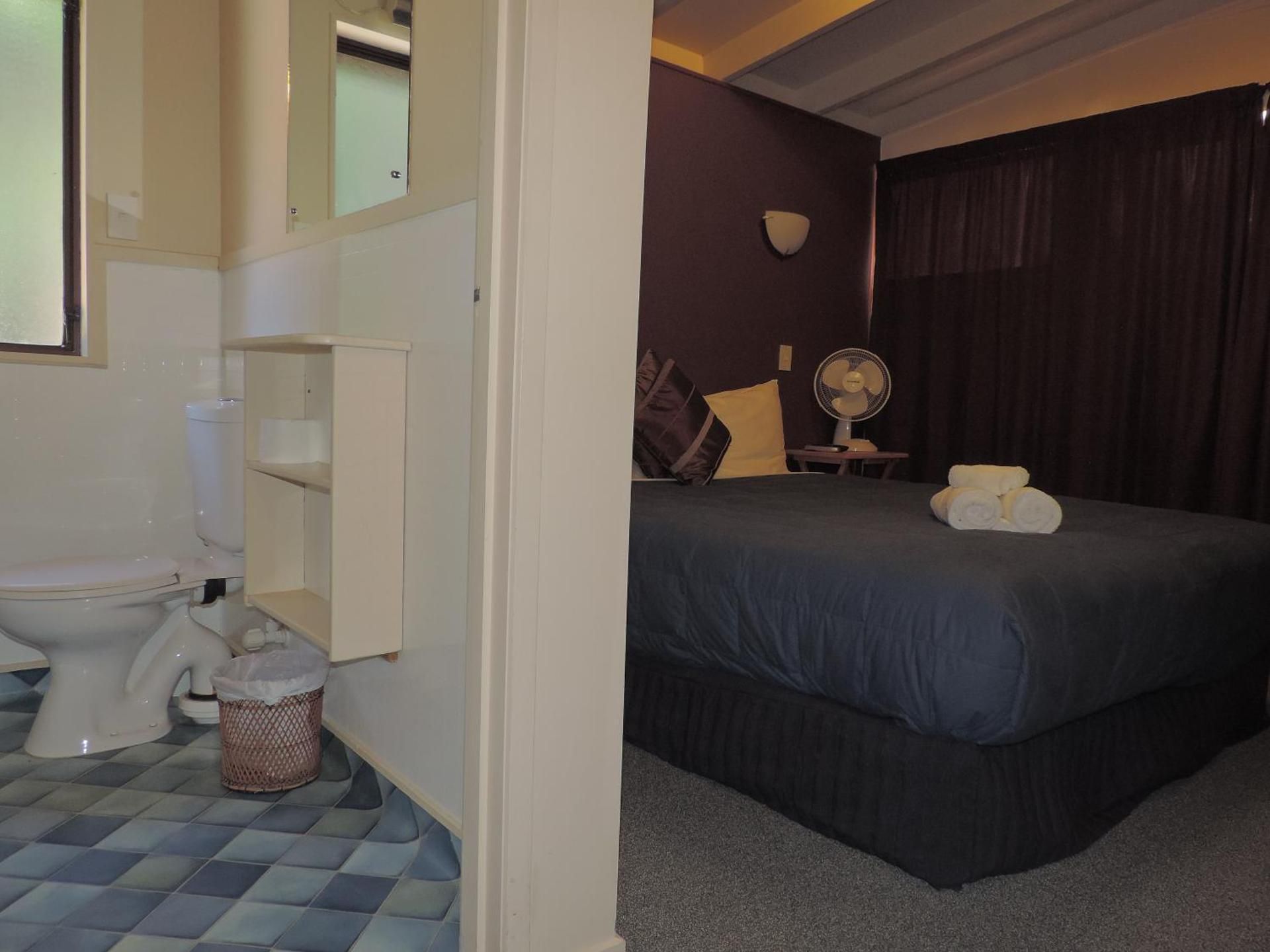 Lodge Room 3 - Adults Only