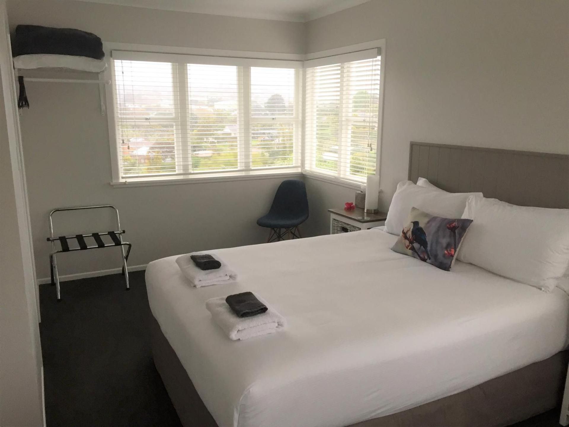 Queen Room with Garden View