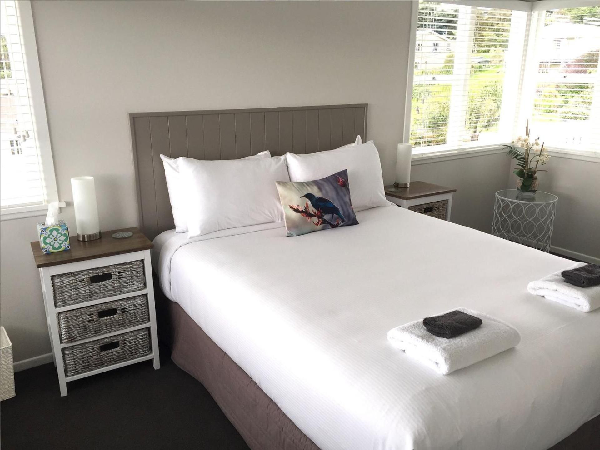 Queen Room with Garden View