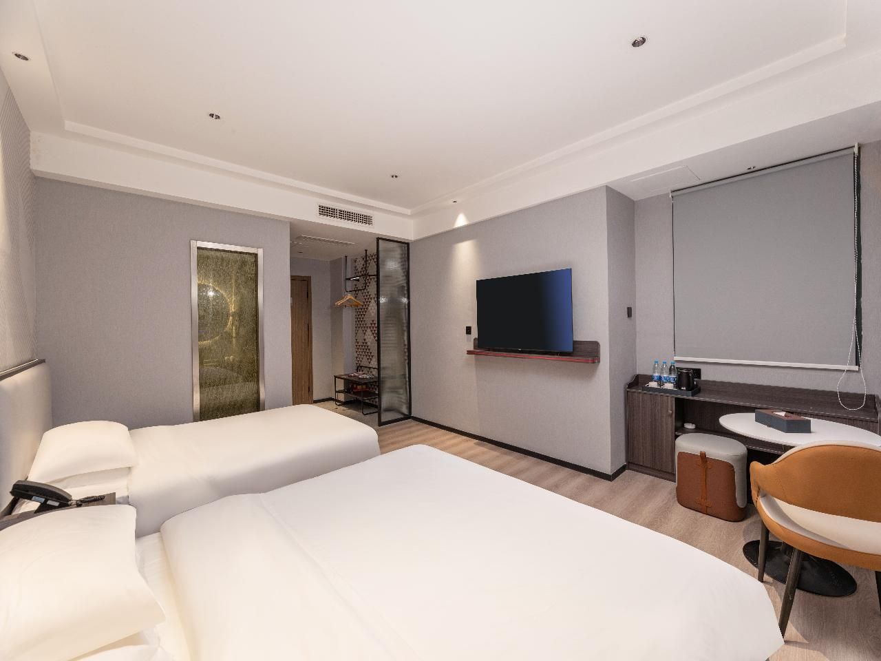 Dossen - Business Twin Room