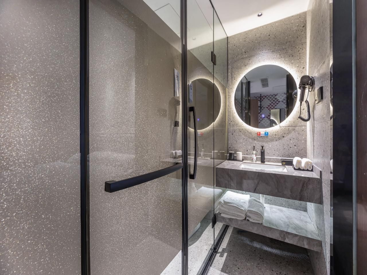 Dossen - Standard Twin Room