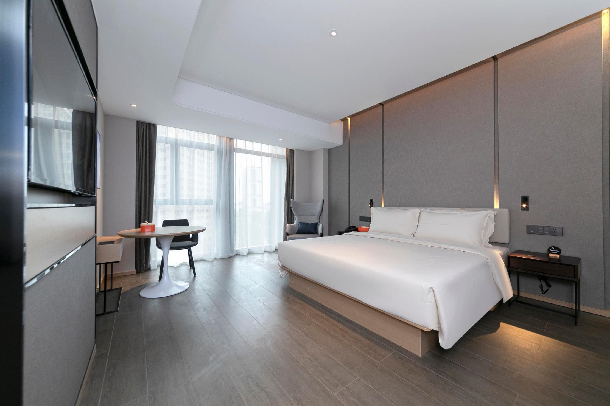 Executive room, Guest room, 1 Queen