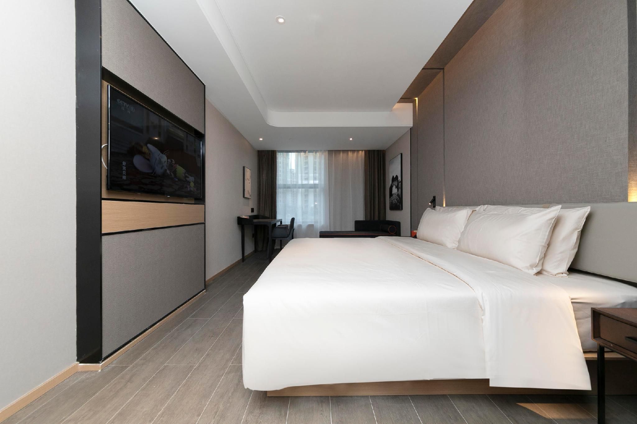Atour Hotel Jiaxing Nahu Yaohan Mall Atour - Elegant 1 Bed Room 2