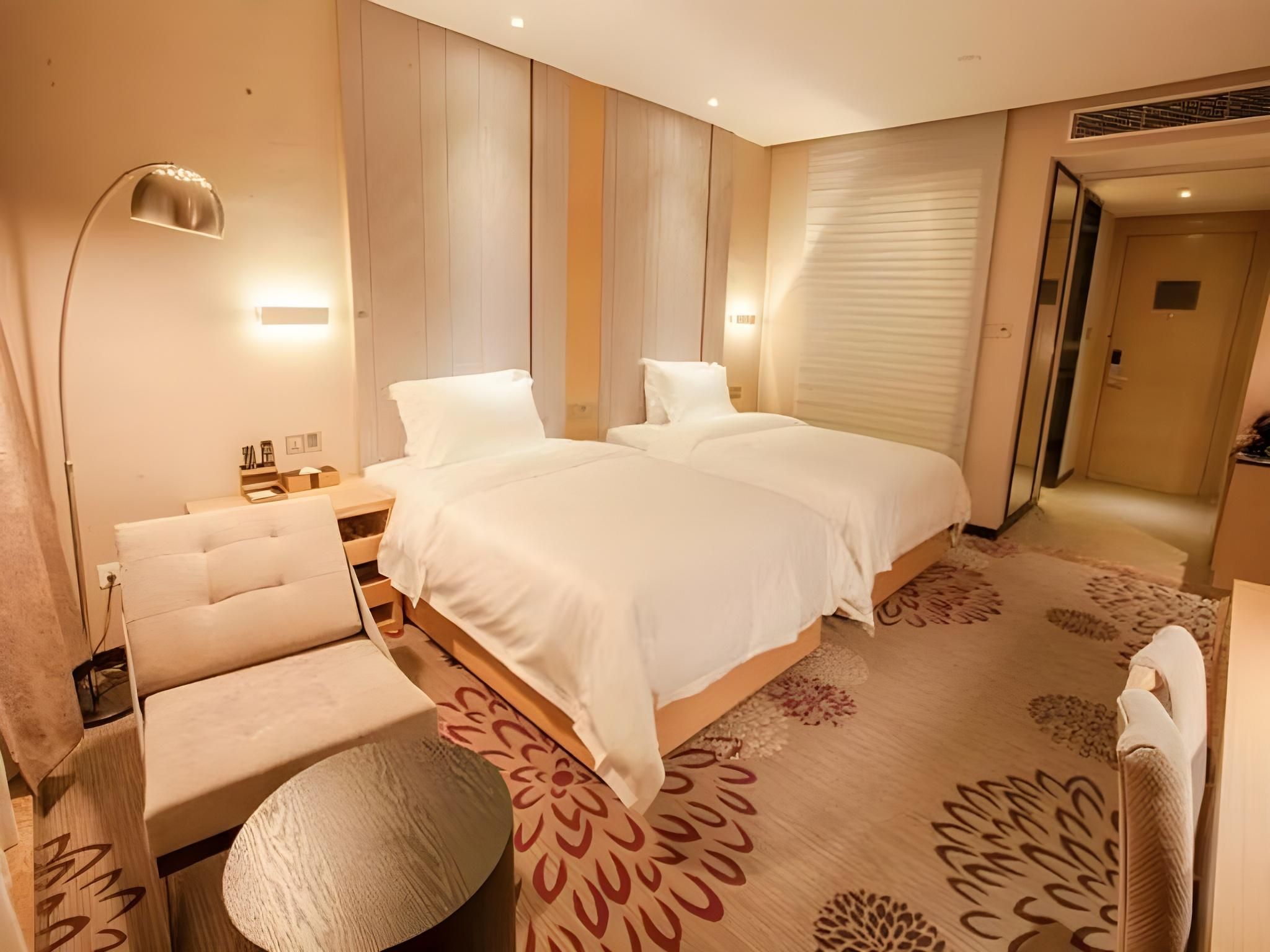 Twin Deluxe Room