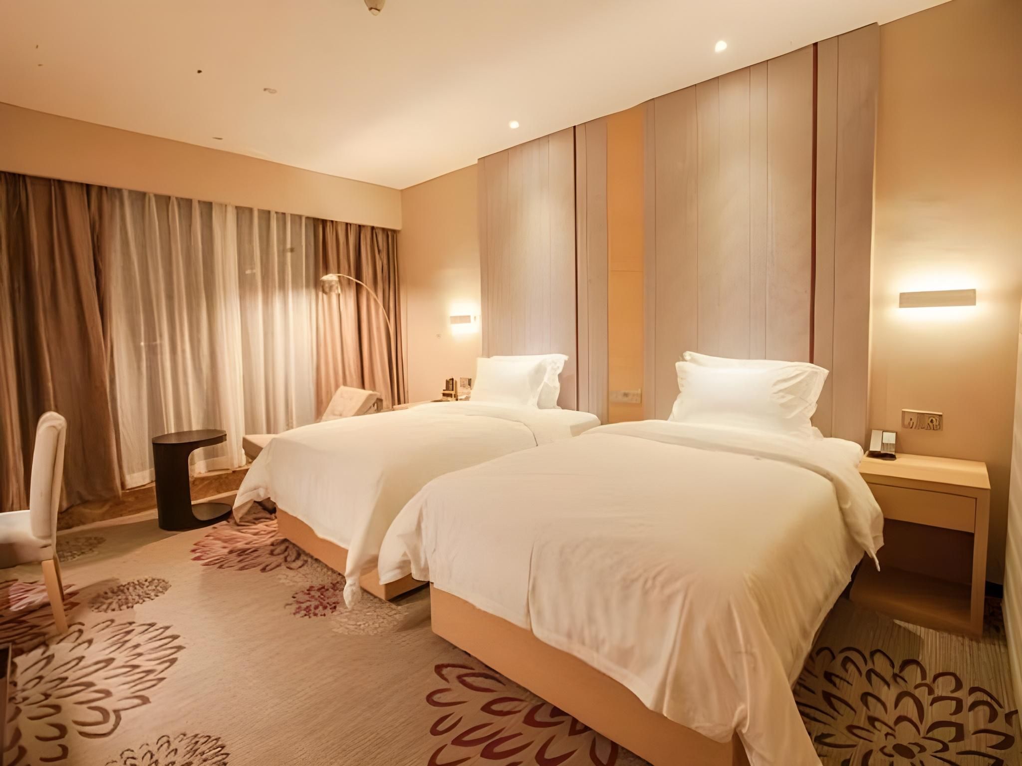Twin Deluxe Room