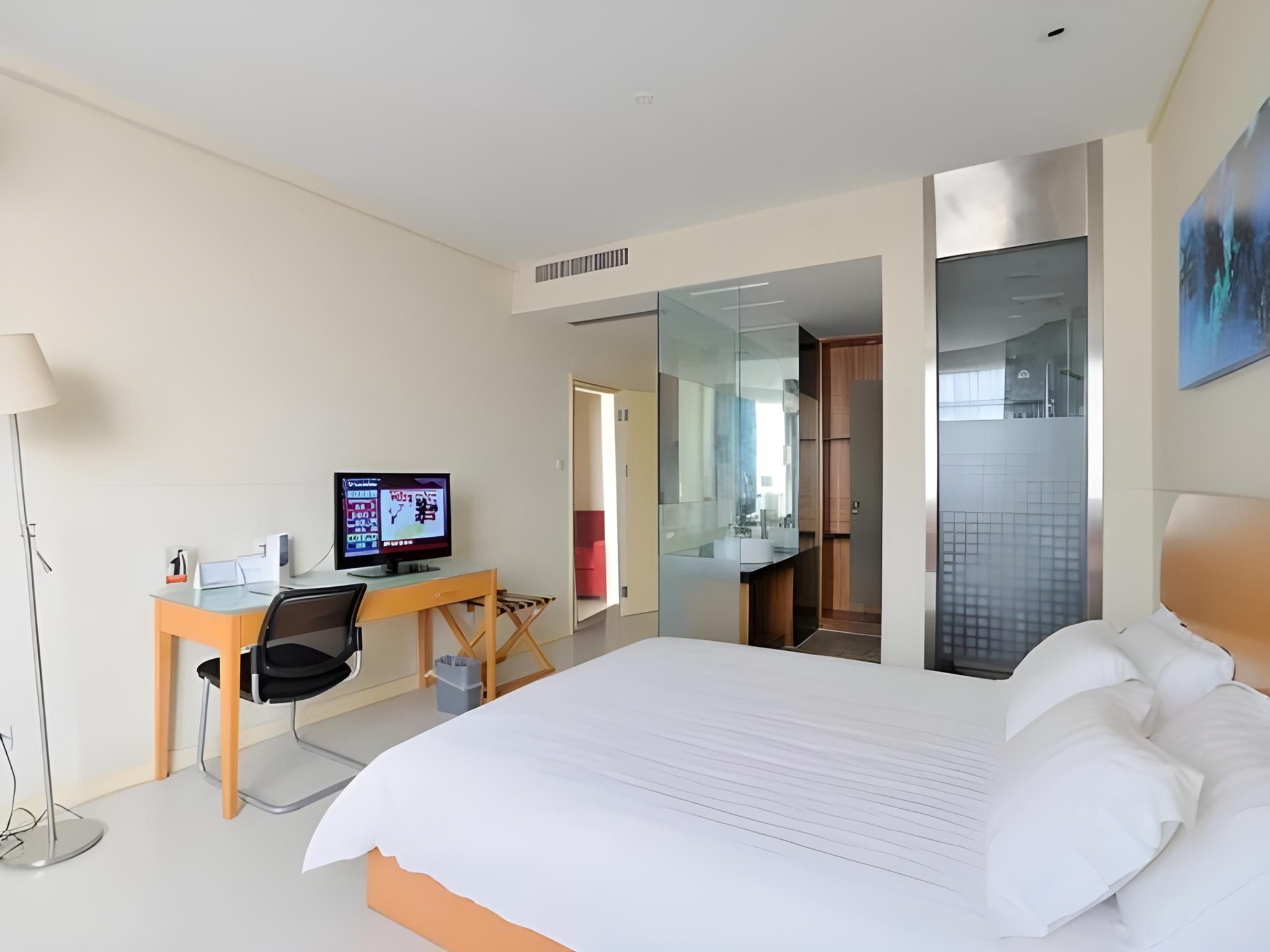 Business Suite A