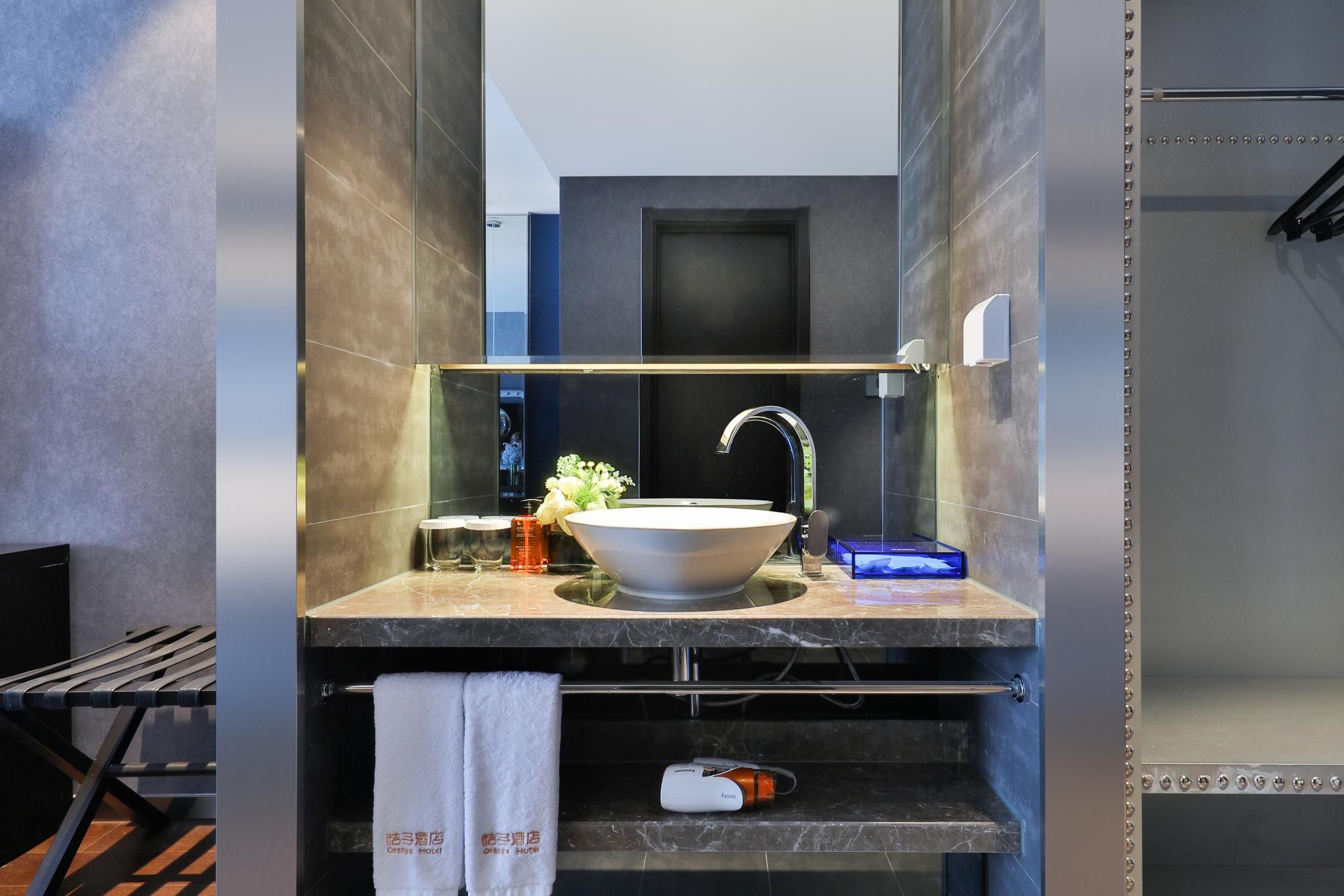 Orange Hotel Jiashan World Expo Executive, Larger Guest room, 1 Queen 3