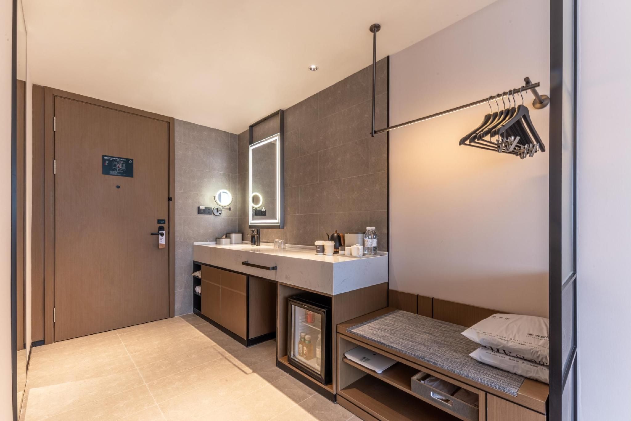 Atour - Premium Twin Room