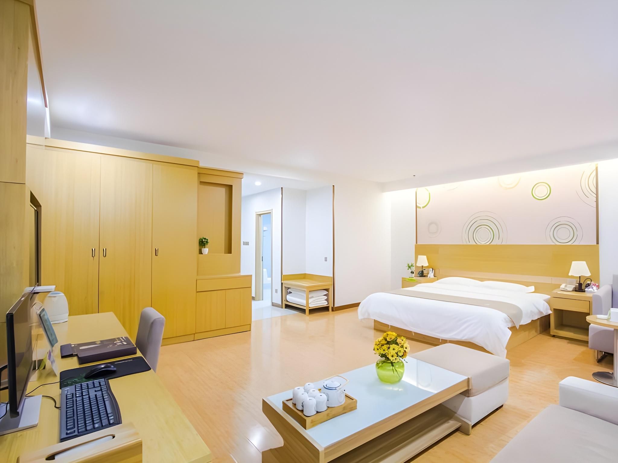 GTI - Superior Suite, Full View French Window