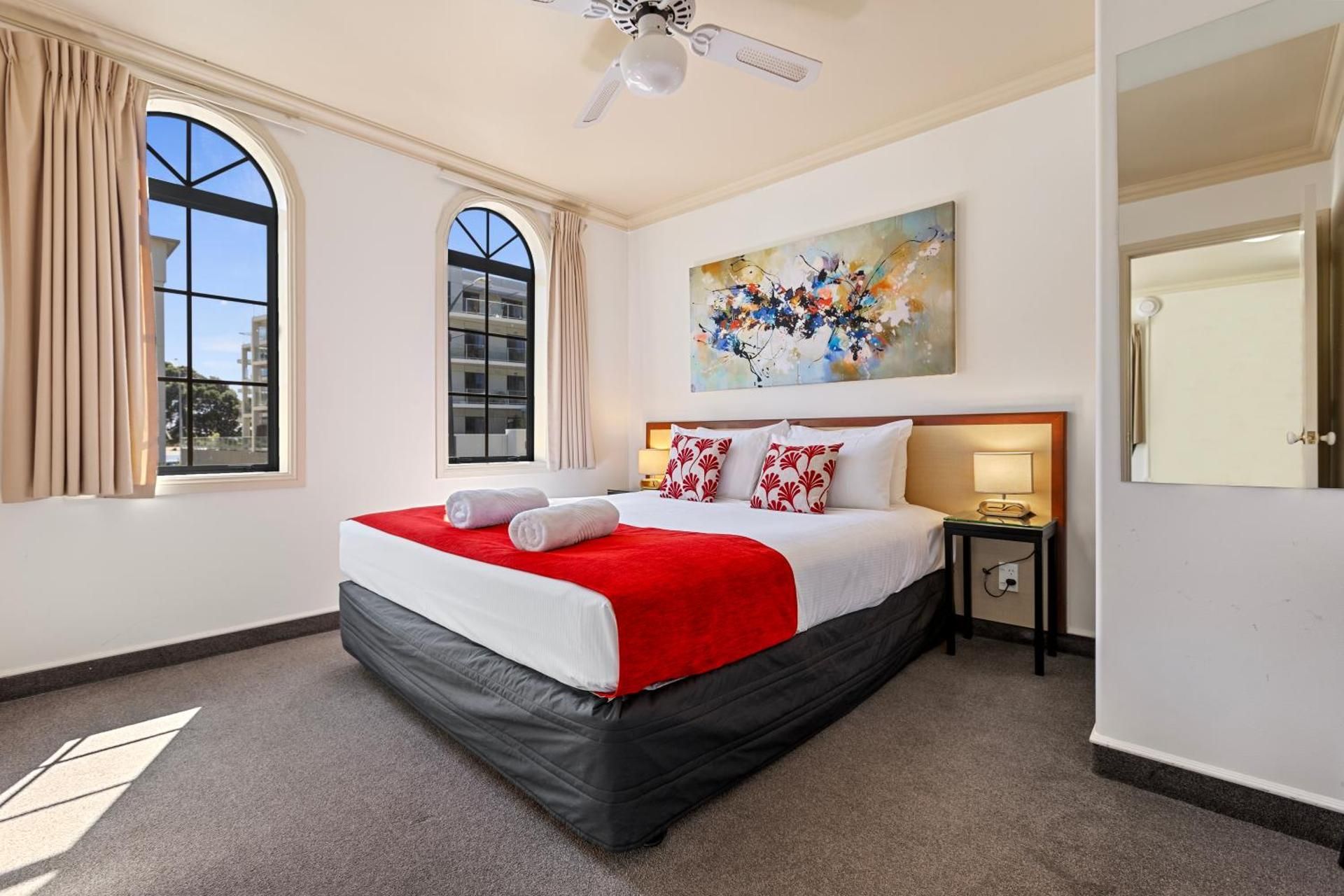 Deluxe One-Bedroom Suite