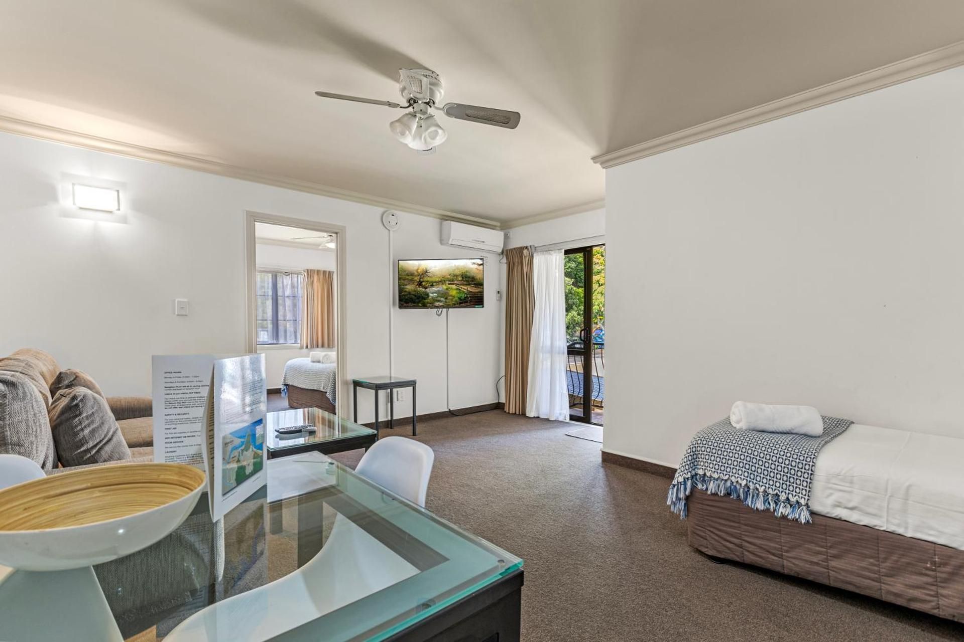 Deluxe Family Suite