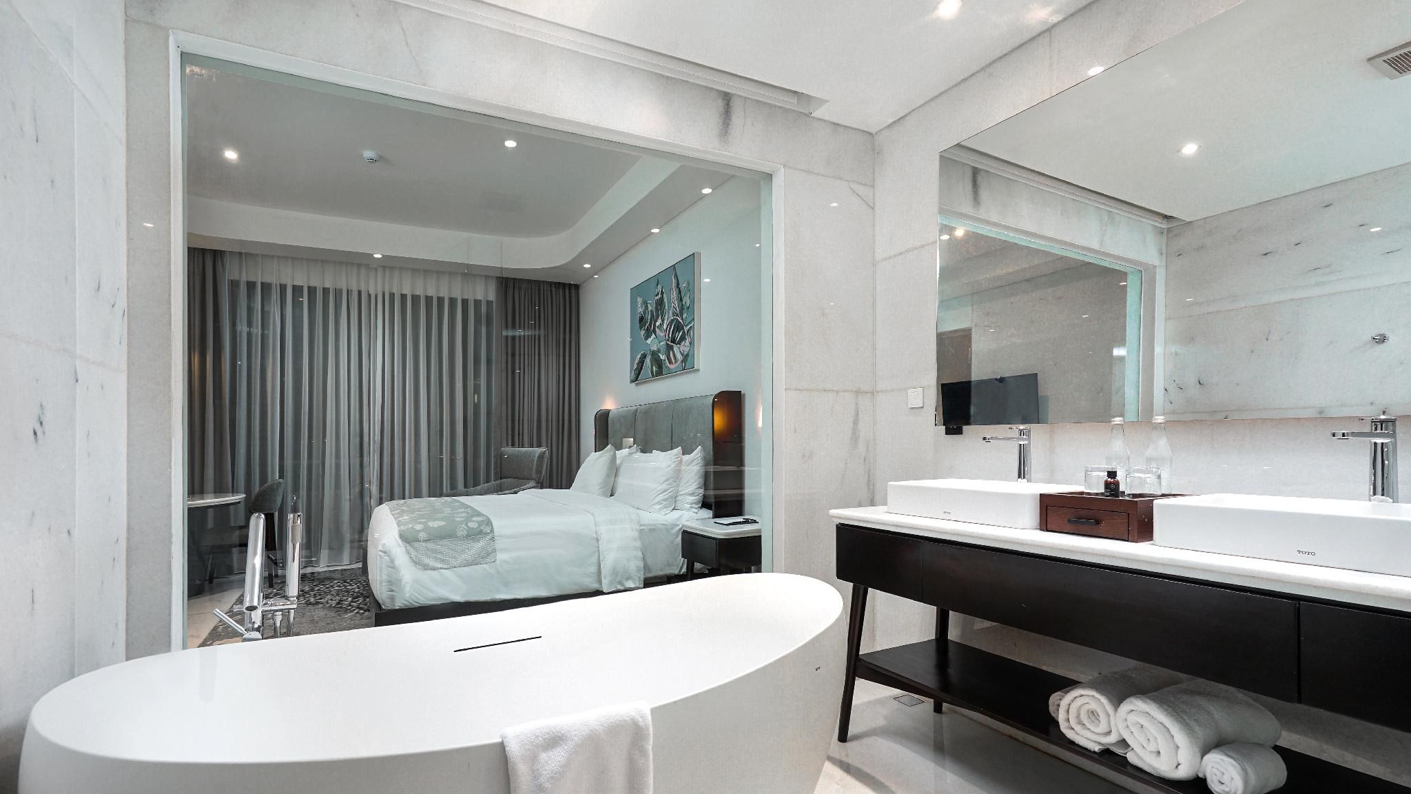 Executive Balcony