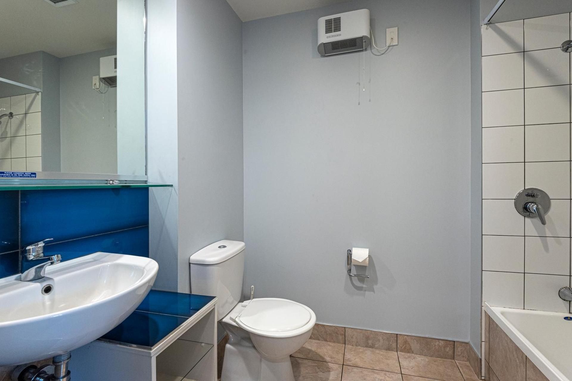 Quality Hotel Oceans Tutukaka Deluxe King Room with Balcony - Non Smoking 3