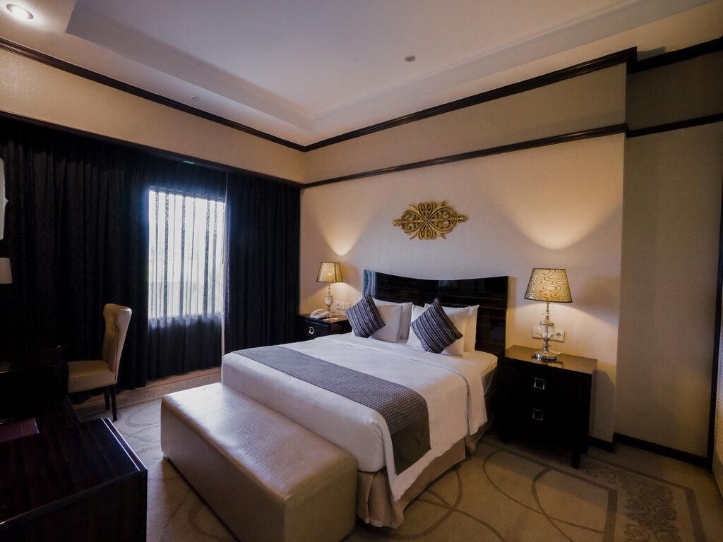 Junior Suite with Breakfast