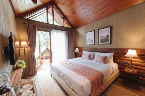 Kampuh Becik Villas - Villa Calathea (Deluxe: King Bed)