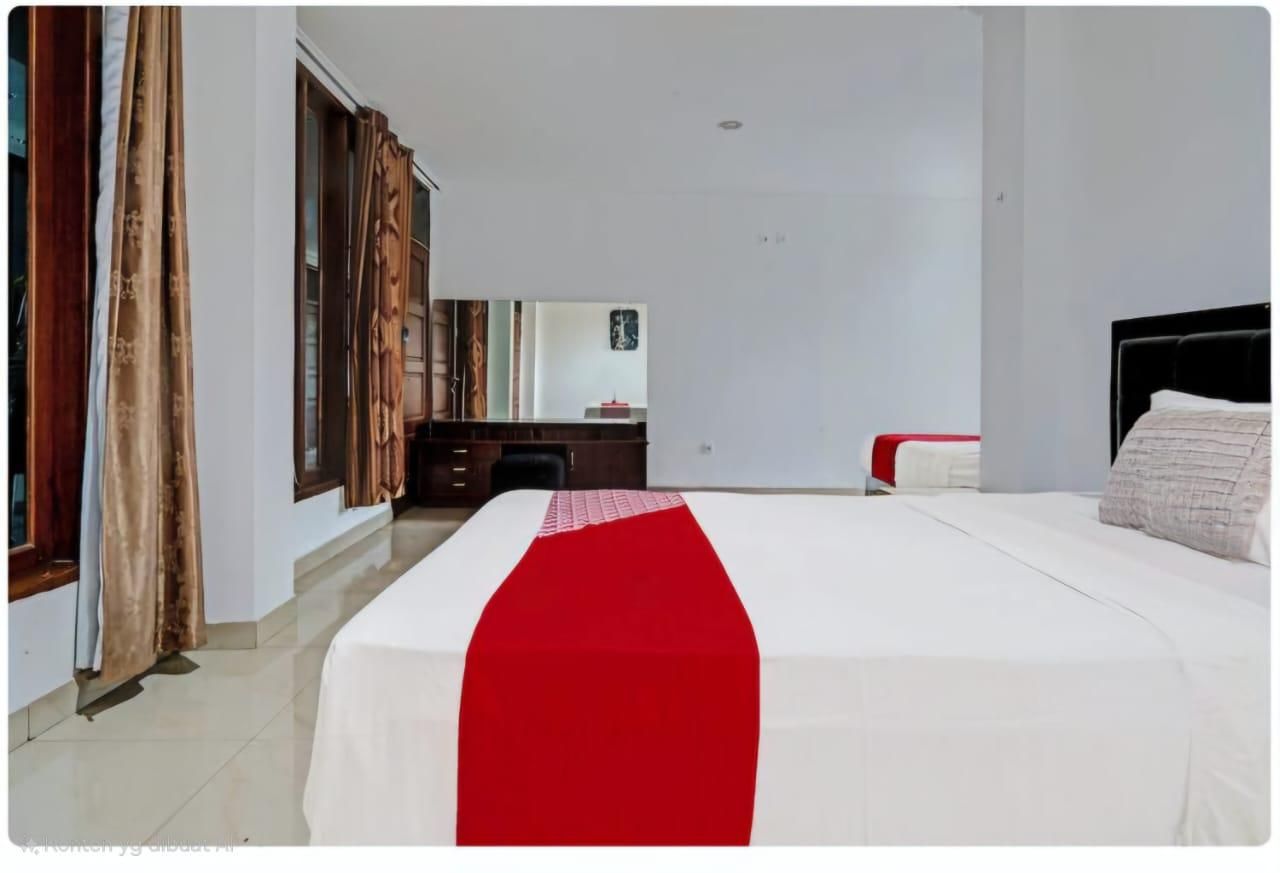 Standard - 1 Queen Bed