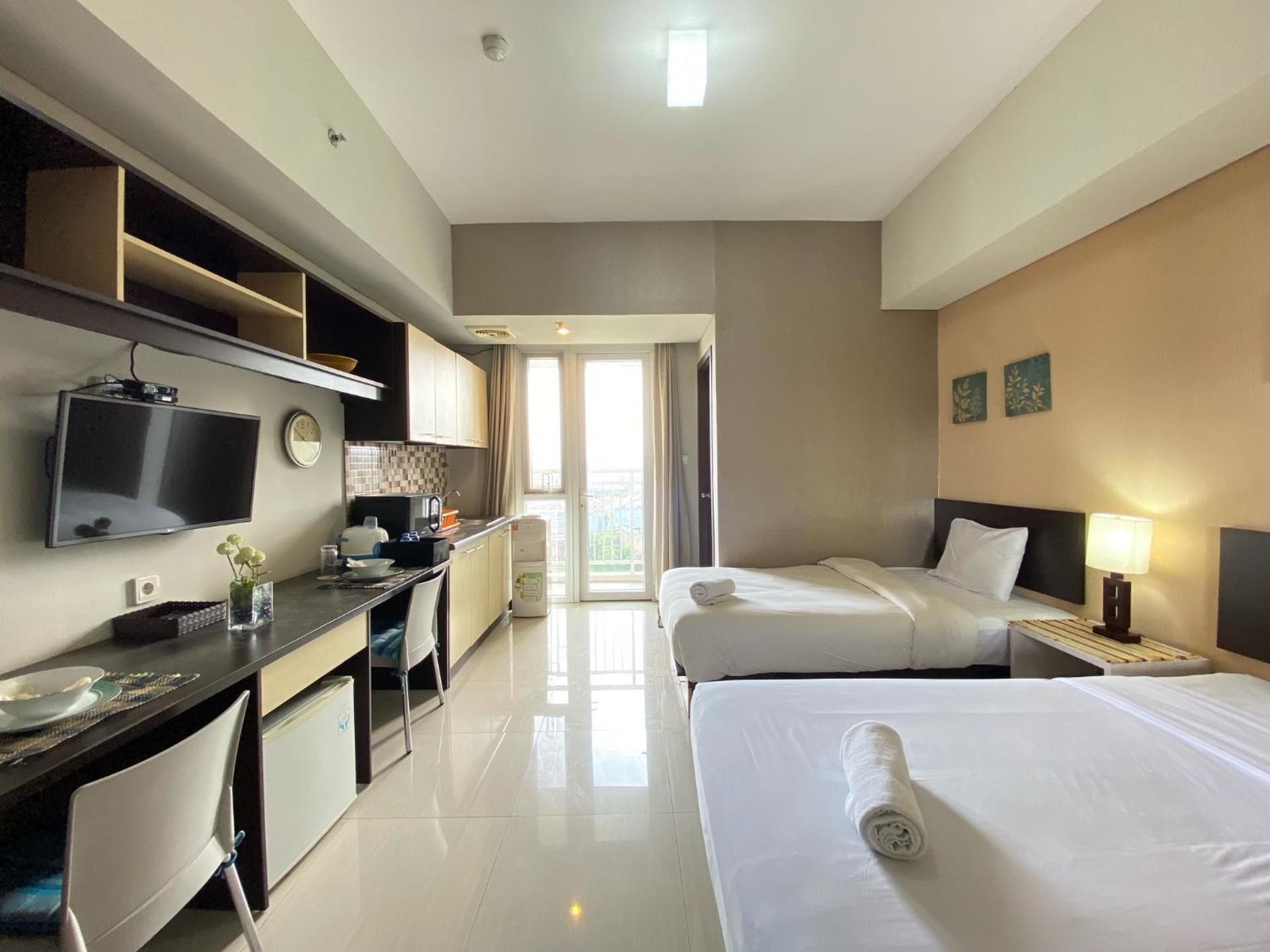 Studio Apartment