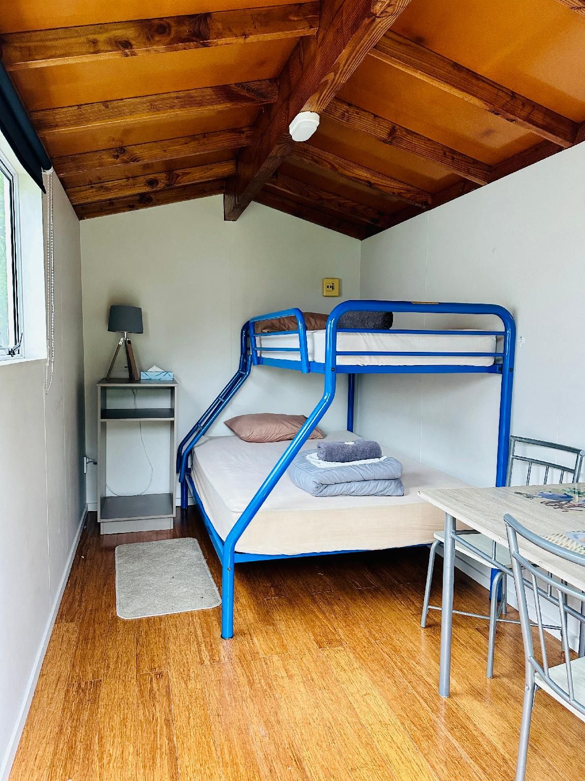 Cabin for 3 Adults with Bunk Bed and Extra Bed - Non-Smoking