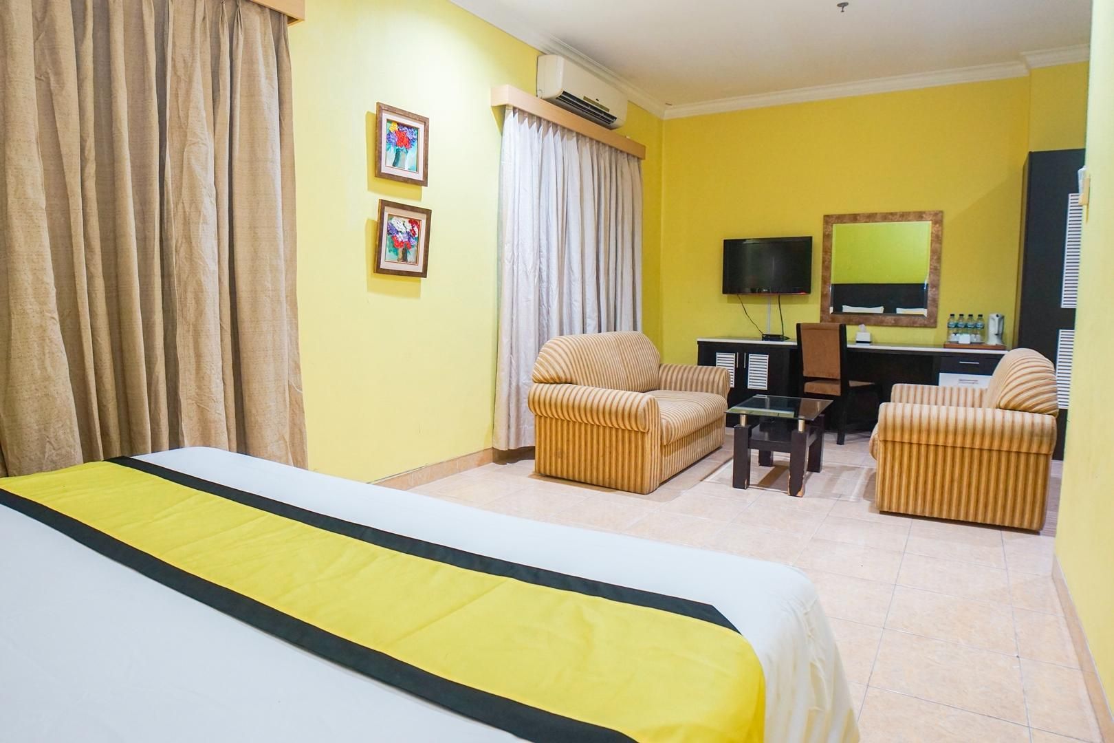 Executive Suite