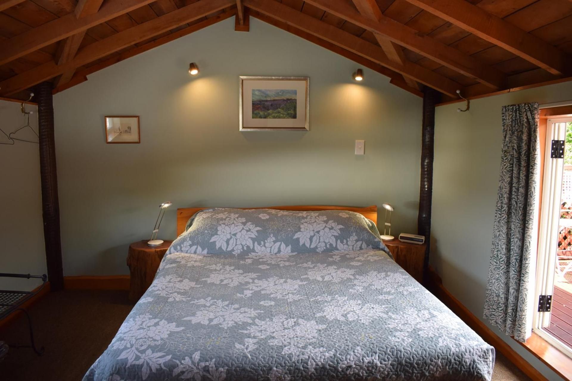 One-Bedroom Chalet (No Pets Allowed)