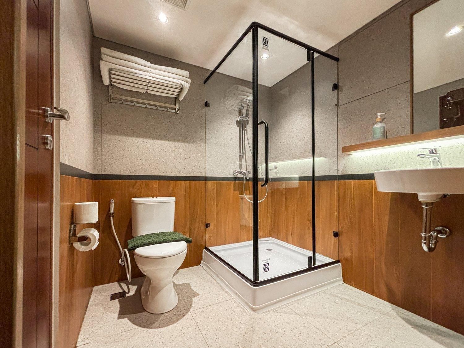 Three-Bedroom Loft Apartment