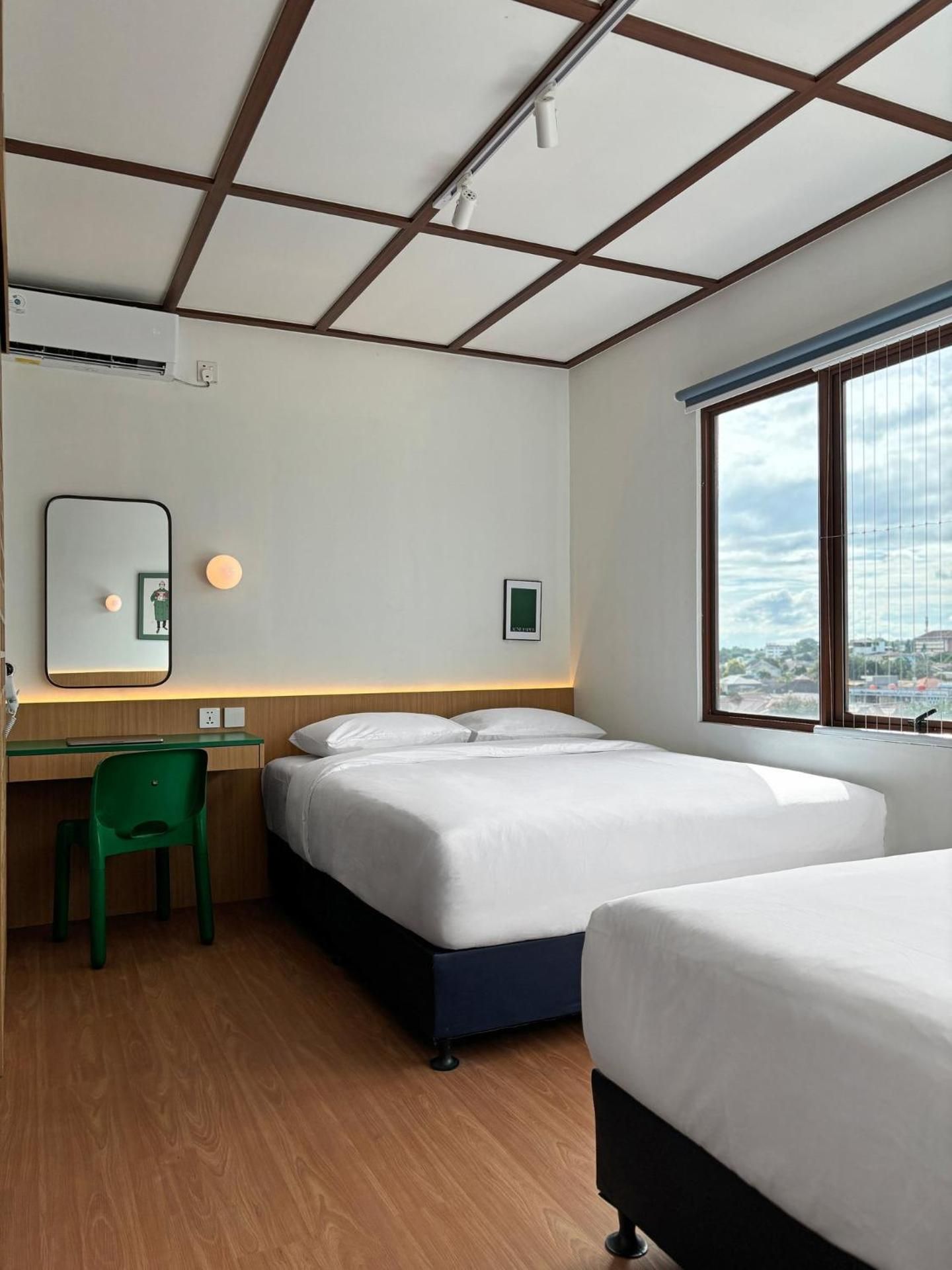 Three-Bedroom Apartment with Balcony