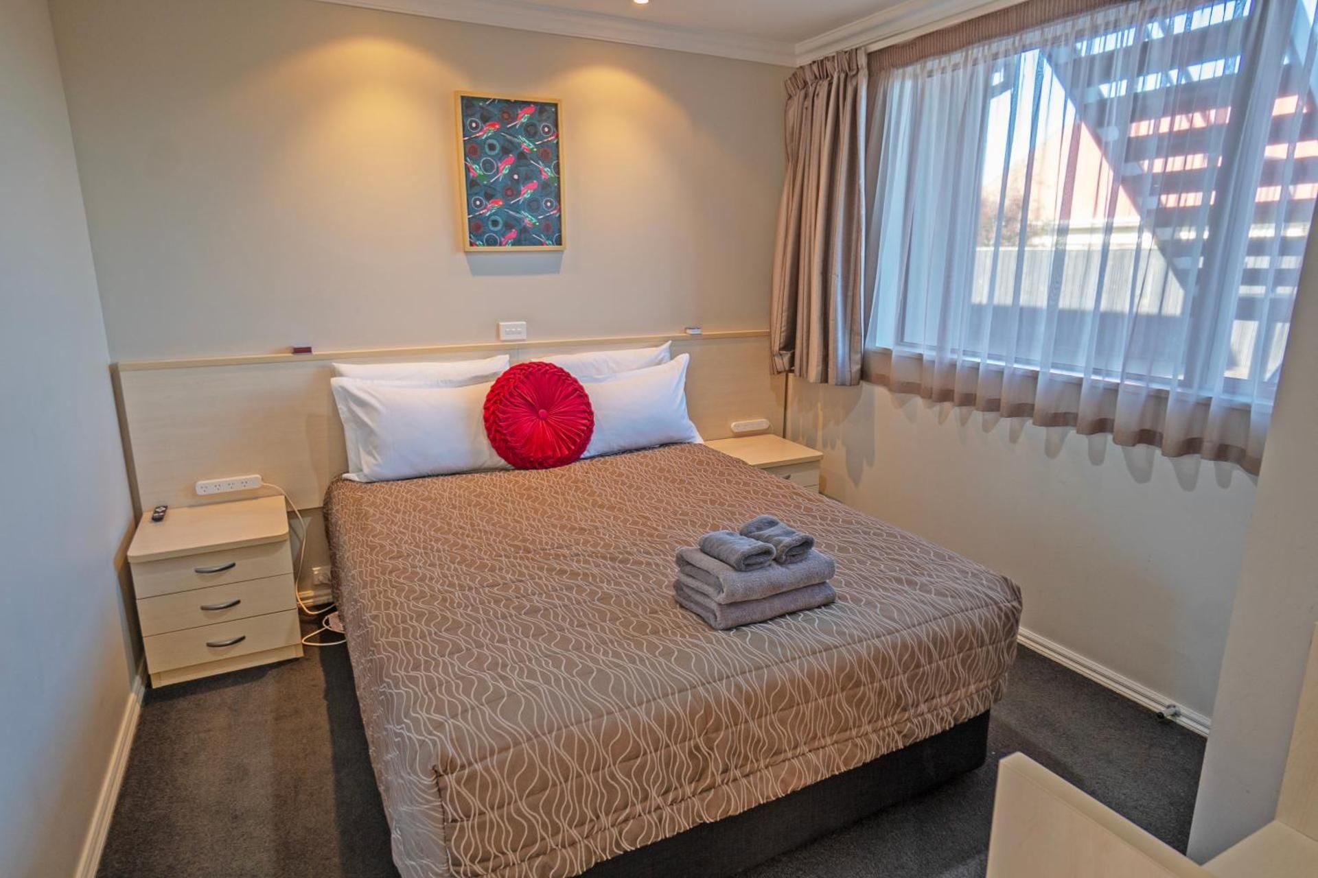 Mondello Motels Two-Bedroom Suite with Spa Bath