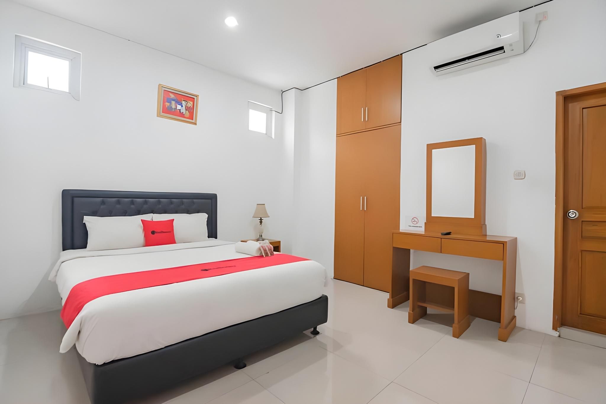 RedDoorz Room
