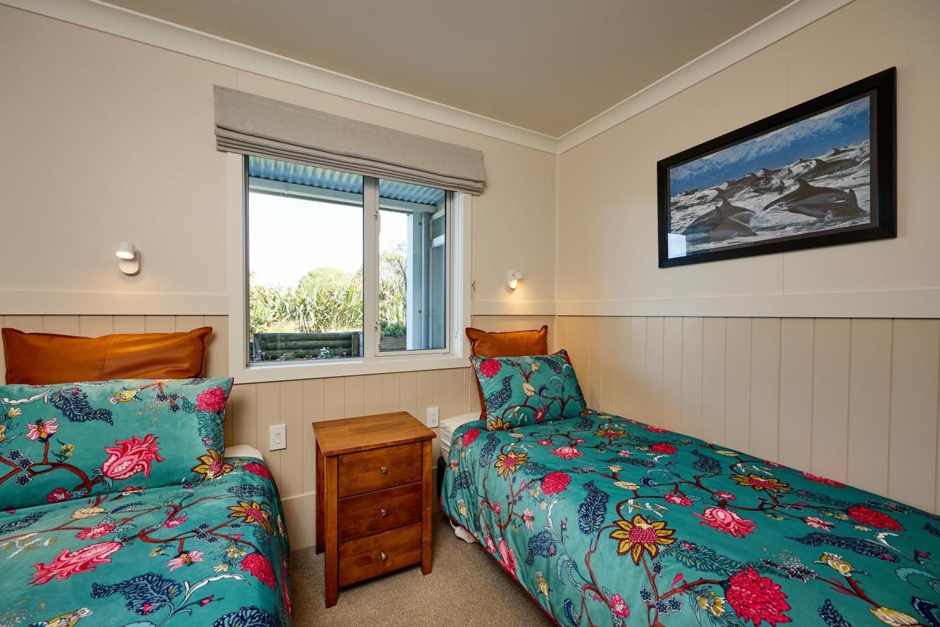 Twin Room with Shared Bathroom