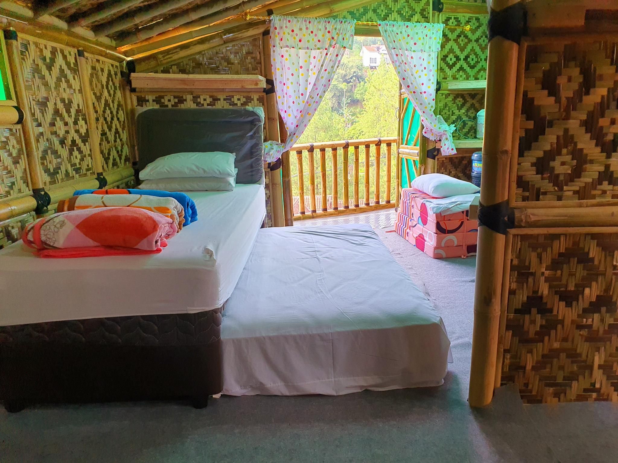 Glamping Room with Private Bathroom