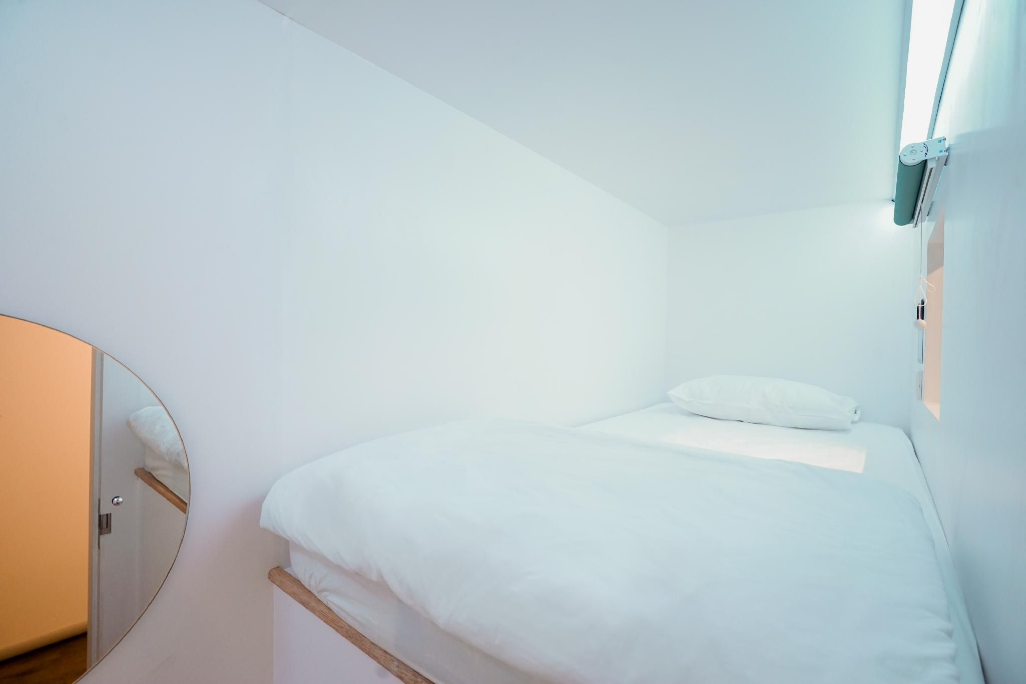 Sky Single Room