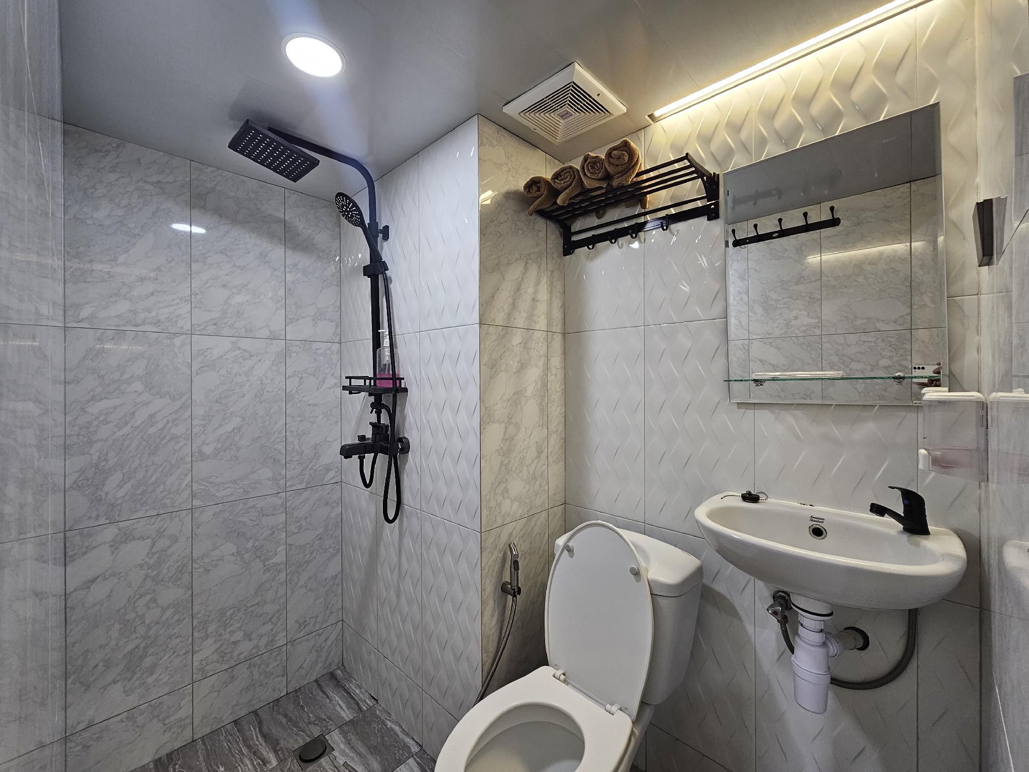 2 Bedroom Suite - 4 Person