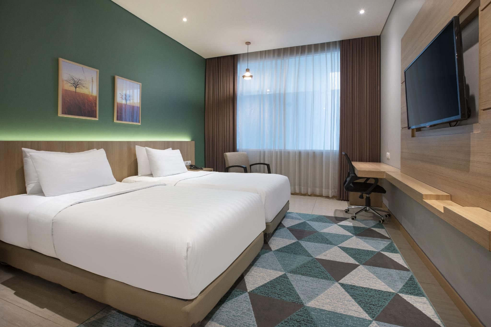 Superior Hollywood Twin Room