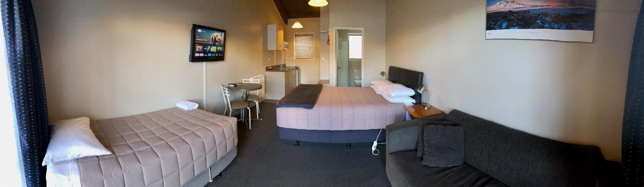 Studio Unit (Studio)