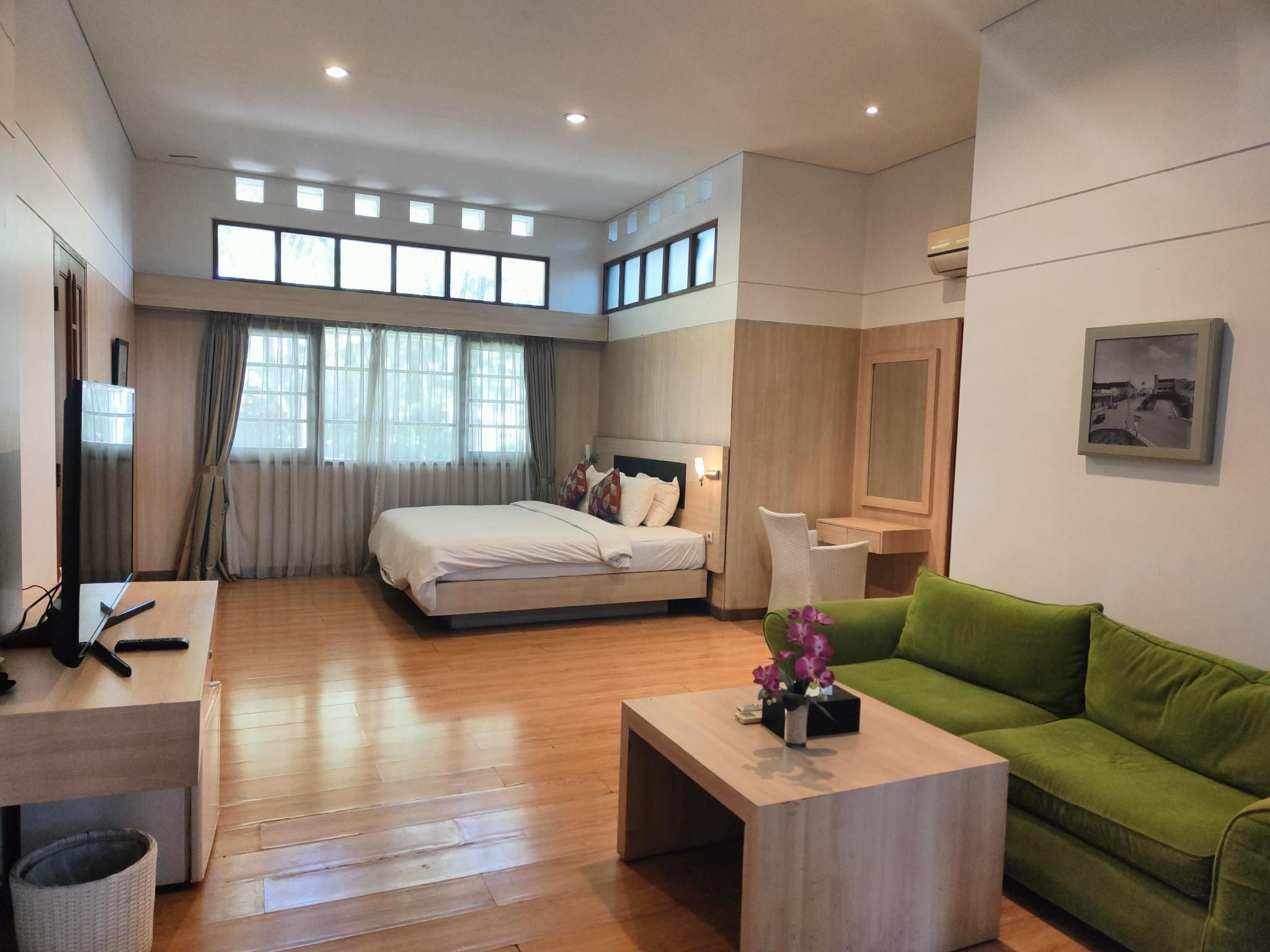 Bumi Bandhawa Hotel Executive Deluxe